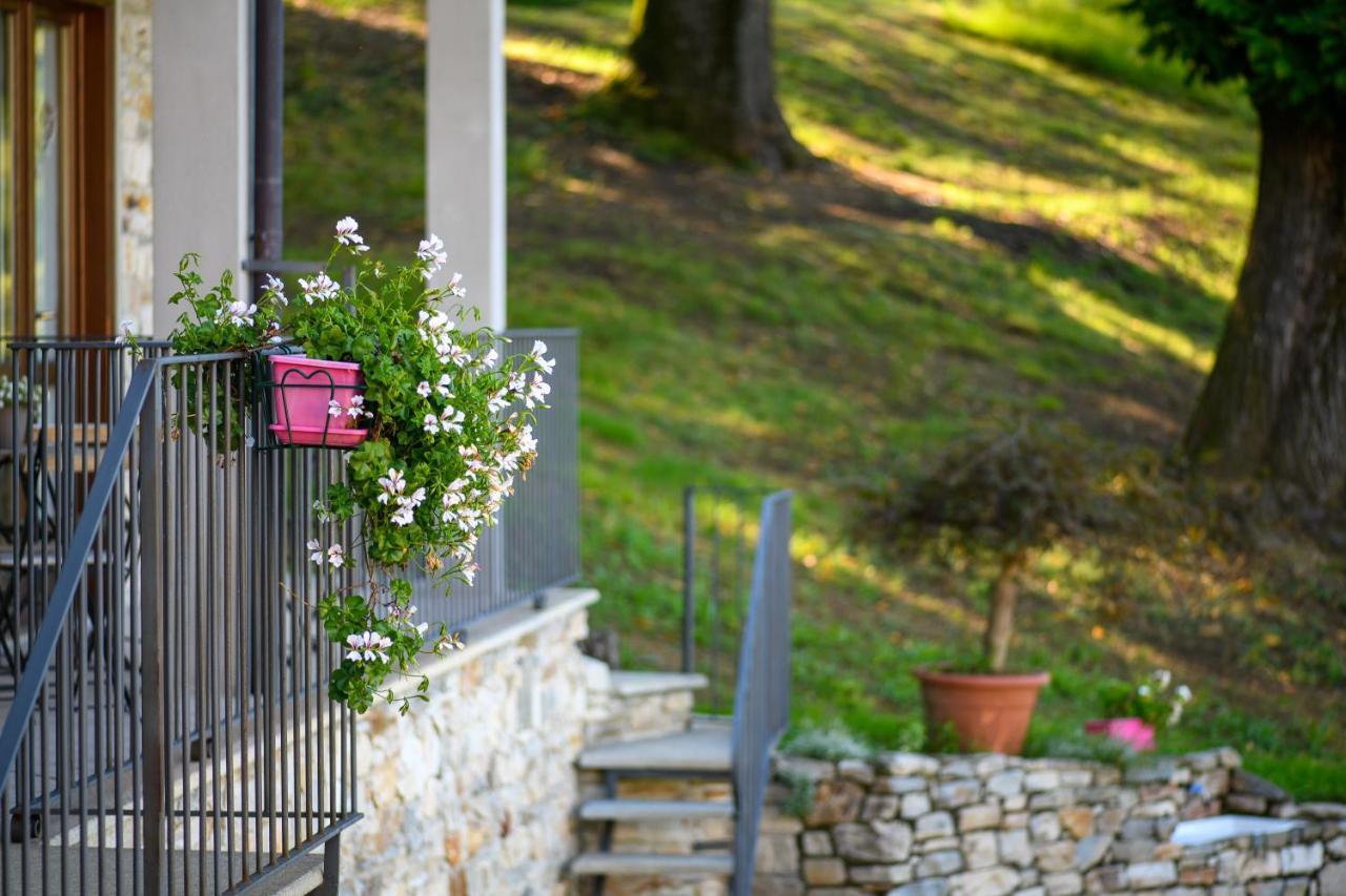 Agriturismo L'Ciabot Paesana Exterior foto